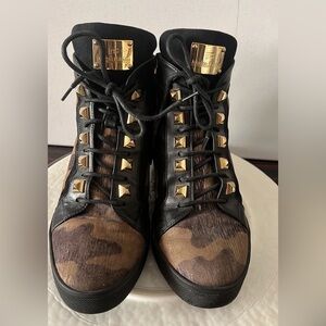 Marino Fabiano MADE IN ITAKY  Black and Gold Combat SNEAKERS Gold Accents
